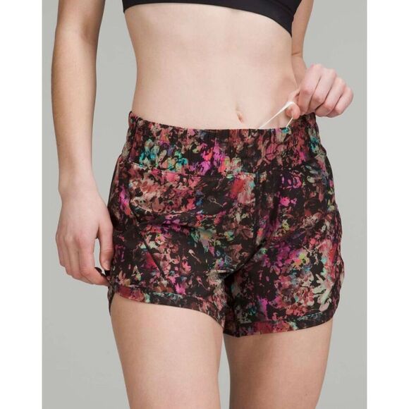 Lululemon Track That Mid-Rise Lined Short 5" in Stencil Blossom Red Multi - Picture 3 of 15